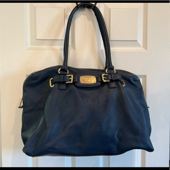 Michael Kors hand bag - Picture 2 of 5